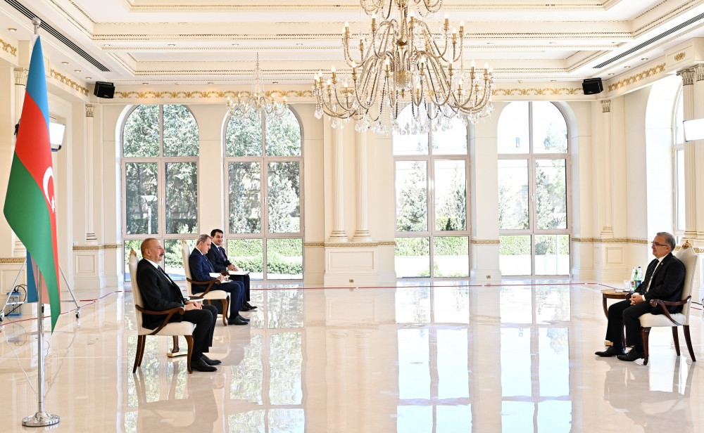 President Ilham Aliyev received credentials of incoming ambassador of Dominican Republic