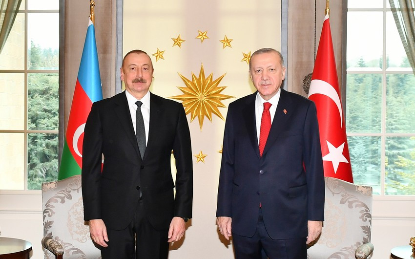 President of Azerbaijan congratulates his Turkish counterpart