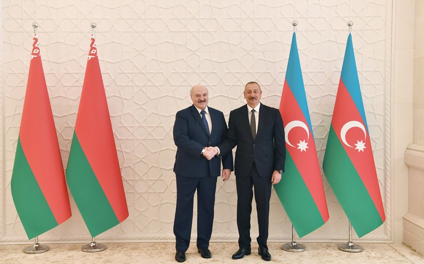 Azerbaijani and Belarusian Presidents hold phone conversation