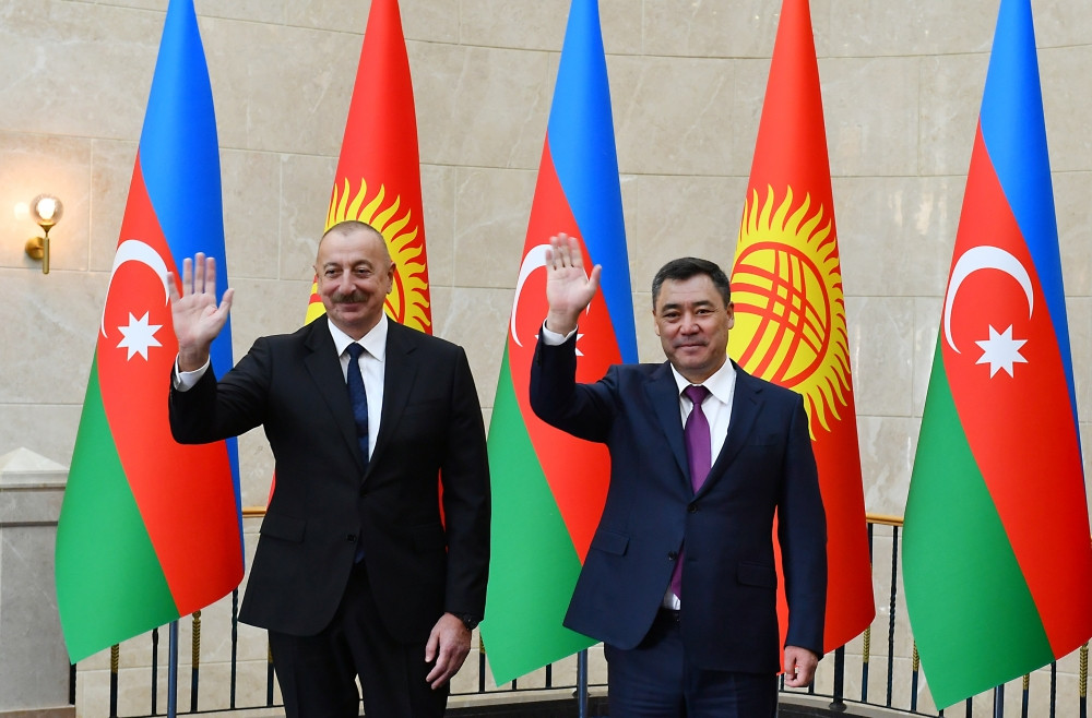 Official welcome ceremony was held for President Ilham Aliyev in Bishkek