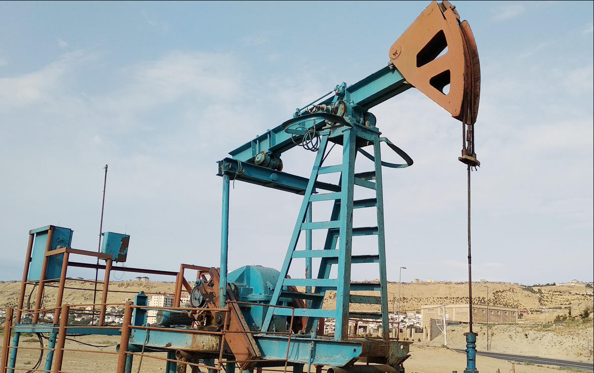 Azerbaijani oil price exceeds $96