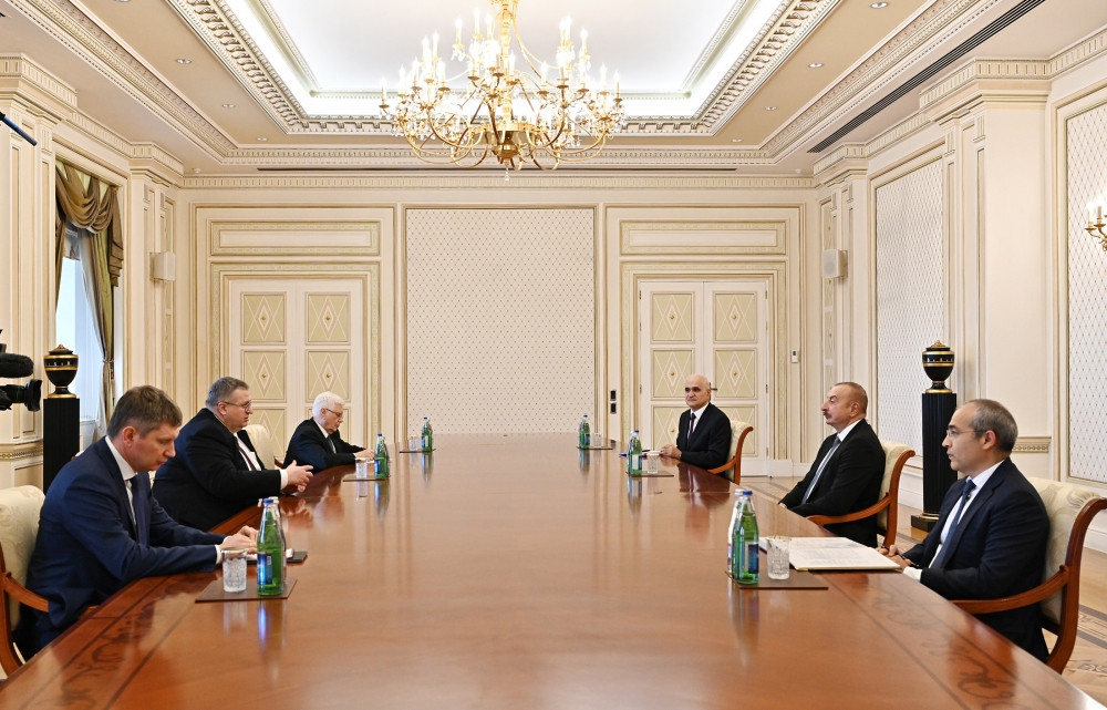 President Ilham Aliyev receives Russian deputy prime minister