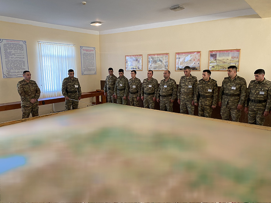 Raket və Artilleriya Qoşunlarında komanda-qərargah təlimi keçirilib