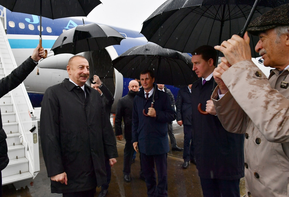 President Ilham Aliyev arrived in Sochi, Russia for working visit