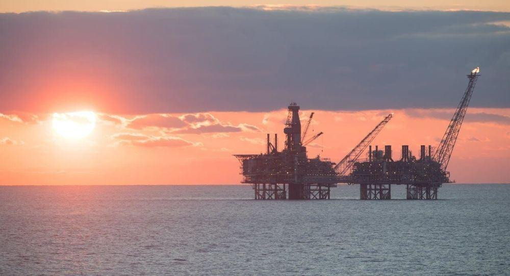 Azerbaijani oil price exceeds $93