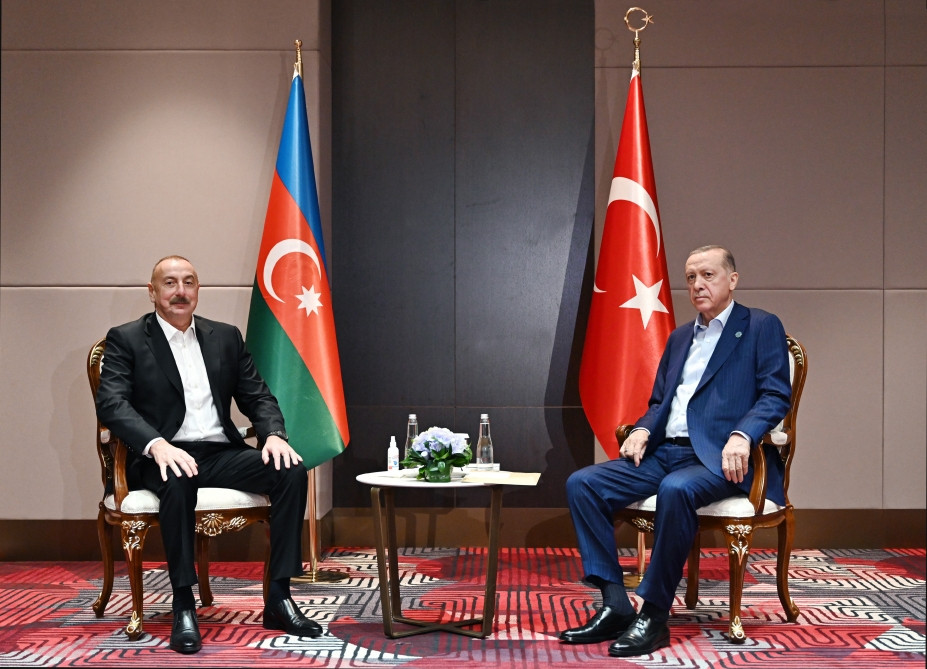 President of Azerbaijan Ilham Aliyev met with President of Turkiye Recep Tayyip Erdogan in Samarkand