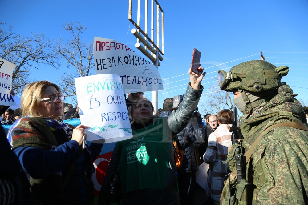 Азербайджанские экологи выражают протест на дороге Лачин-Шуша