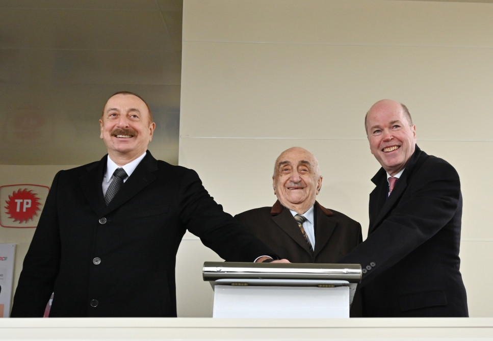 President Ilham Aliyev attended Azeri Central East jacket sail-away ceremony