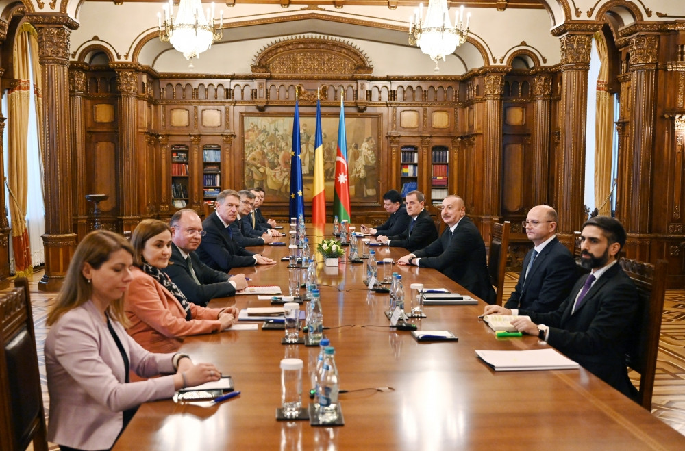 President Ilham Aliyev met with President of Romania Klaus Iohannis