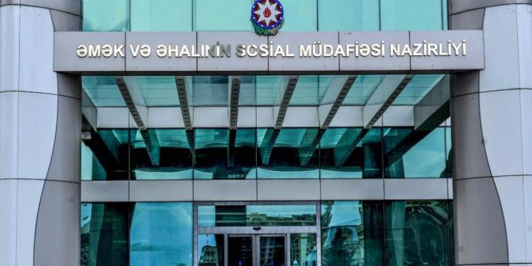 800 mindən çox şəxsin sosial müavinət və təqaüdləri artırılıb