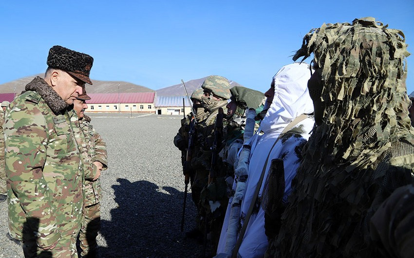 Azerbaijan's Defense Ministry leadership visits Land Forces military units