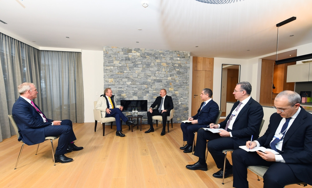 President Ilham Aliyev met with Executive Chairman of “Fortescue Future Industries” in Davos