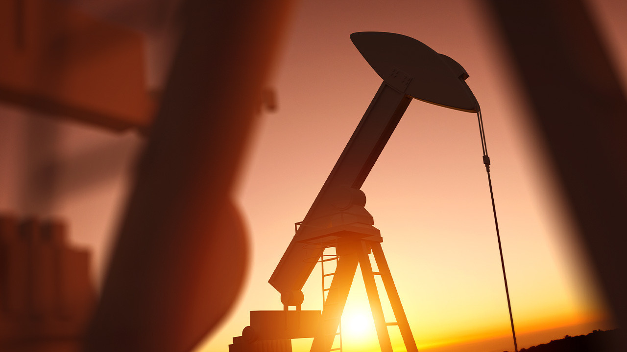 Azərbaycan neftinin bir bareli 90,35 dollara satılır