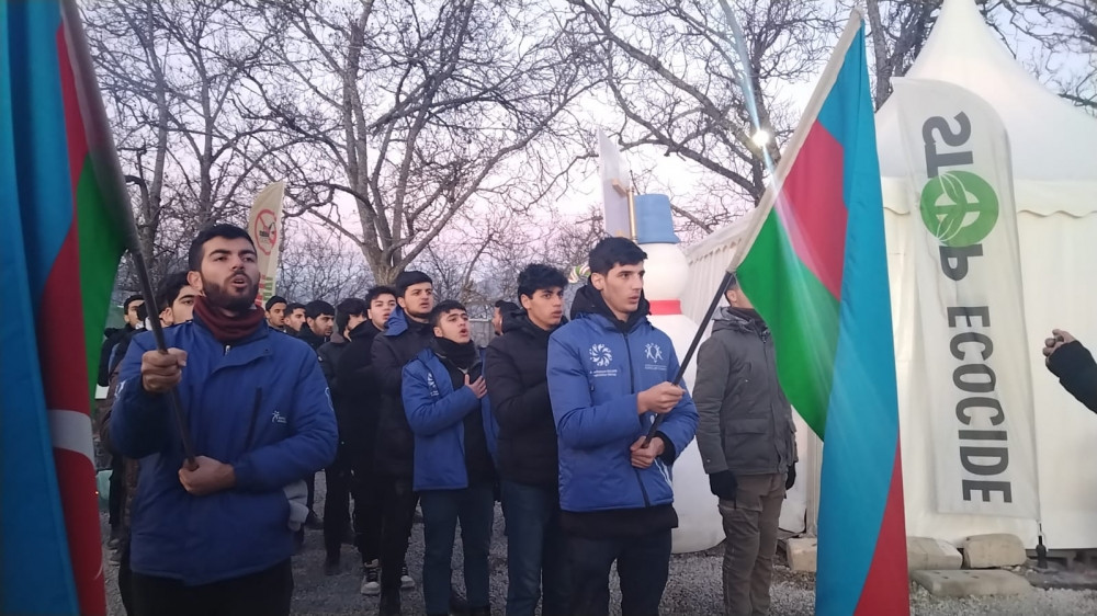 Peaceful protests of Azerbaijani eco-activists on Lachin-Khankandi road enter 39th day