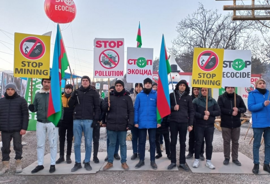 Xankəndi-Laçın yolunda aksiya 43 gündür davam edir