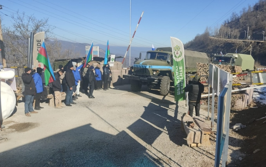 Rusiya sülhməramlılarına məxsus daha bir neçə avtomobil aksiya ərazisindən keçib