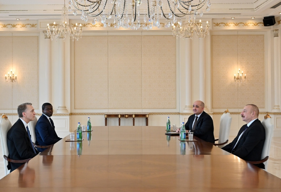 President Ilham Aliyev receives CEO of Brookfield Asset Management