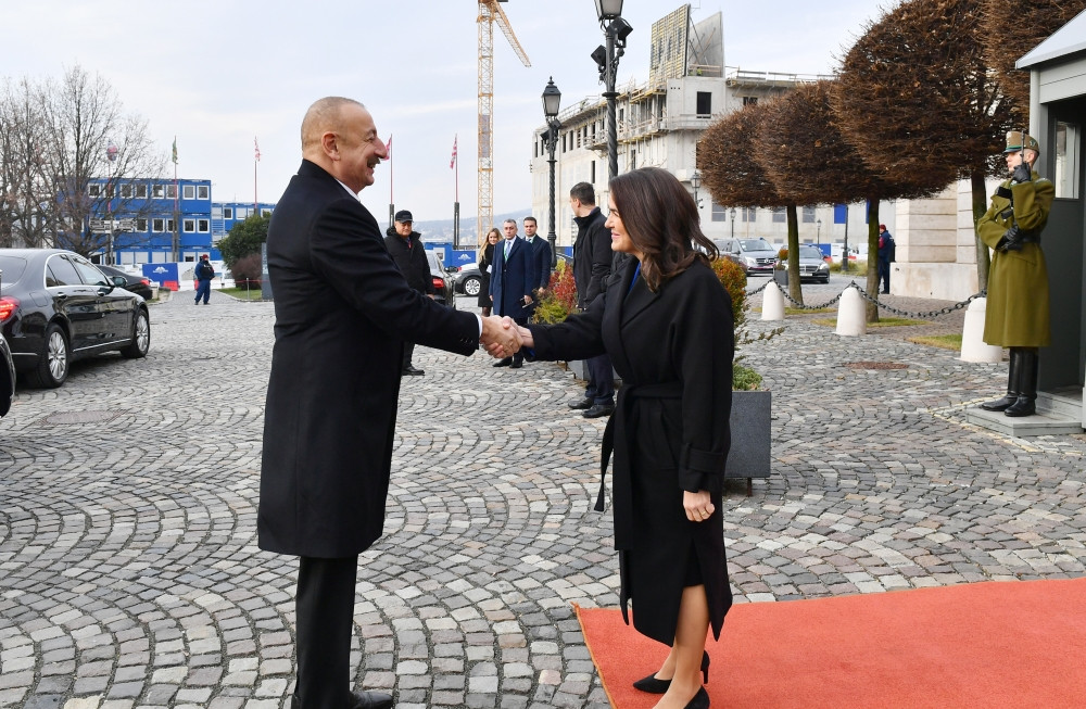 President Ilham Aliyev held one-on-one meeting with President of Hungary Katalin Novák