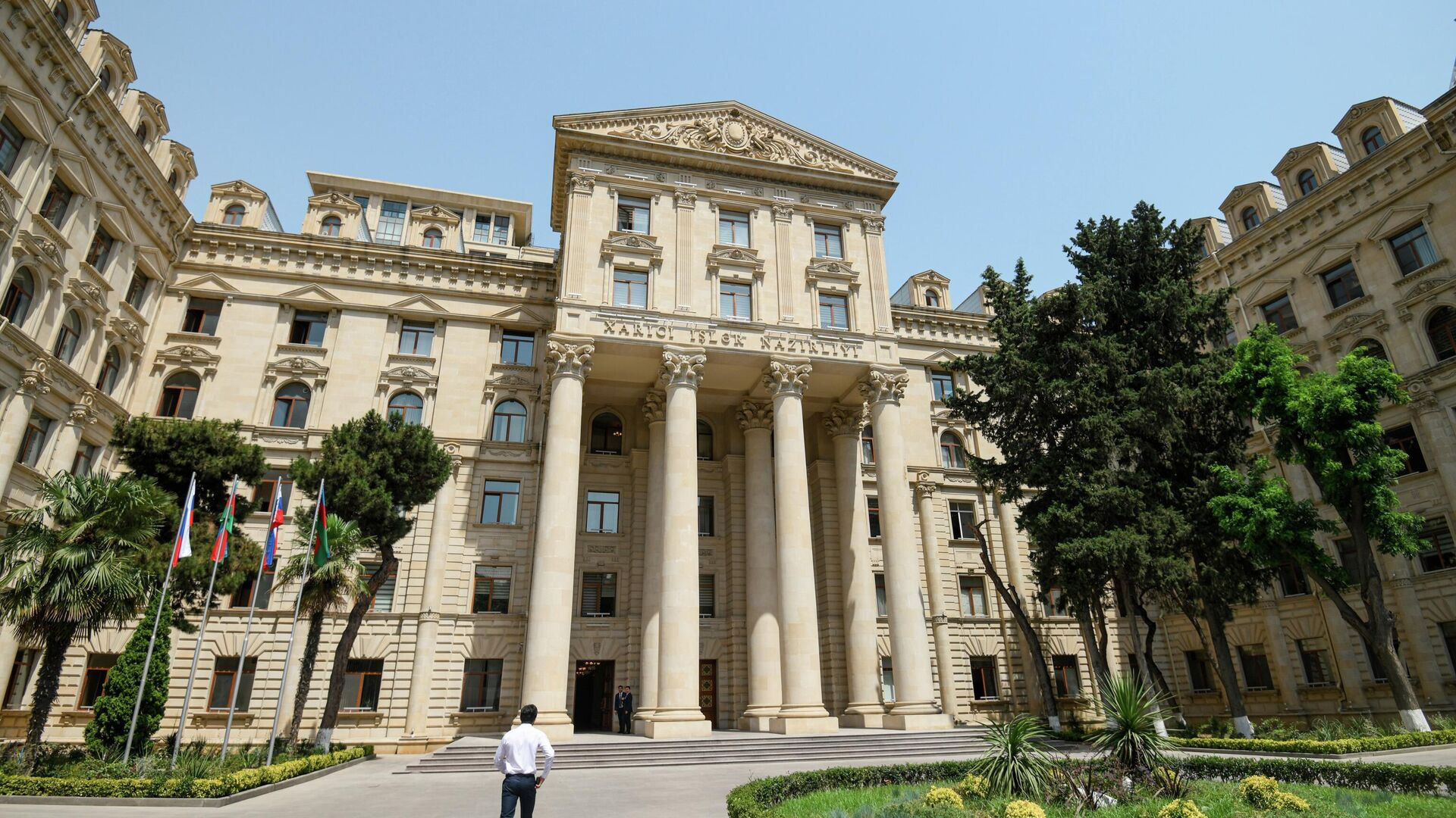 Azerbaijani MFA warns citizens planning trip to Iran