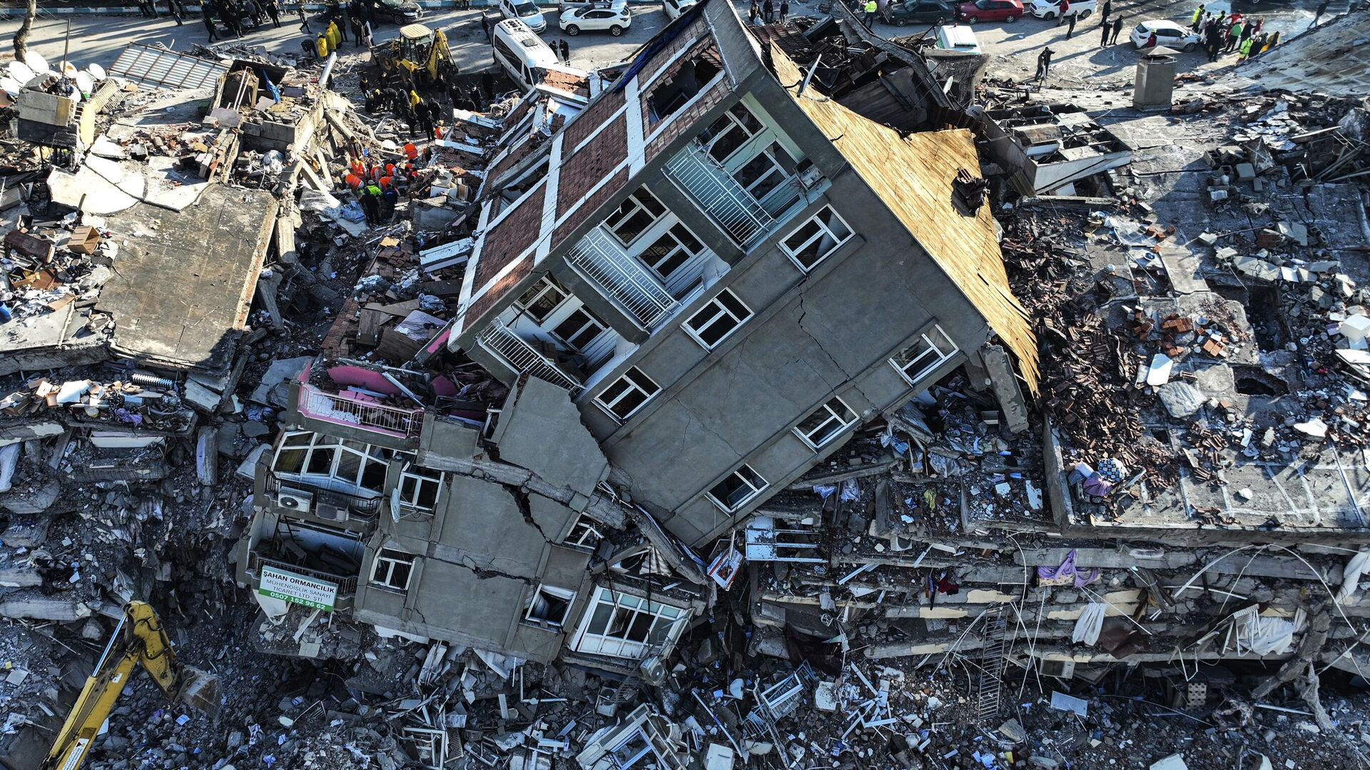 Death toll from Türkiye earthquake surpasses 41,000