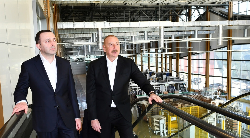 Prezident İlham Əliyev və Baş nazir İrakli Qaribaşvili Qəbələ Qida Şəhərciyində olublar