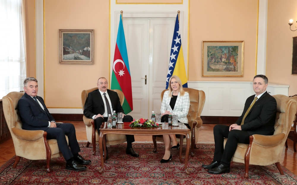 President Ilham Aliyev`s meeting with Chairwoman and members of Presidency of Bosnia and Herzegovina started in Sarajevo