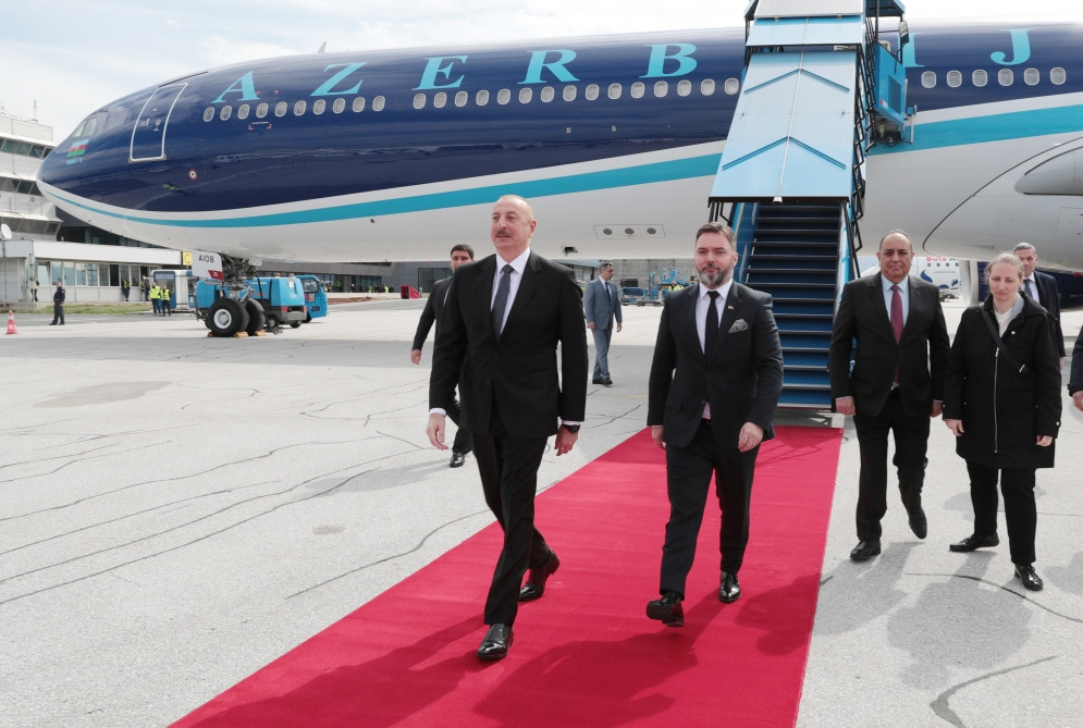 President Ilham Aliyev arrived in Bosnia and Herzegovina for official visit