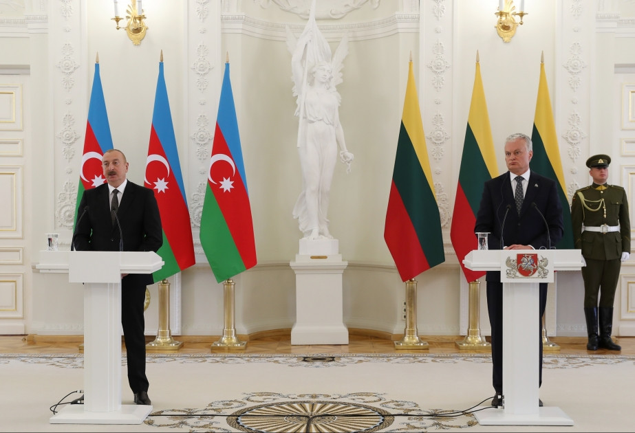 President Ilham Aliyev, President Gitanas Nauseda make press statements