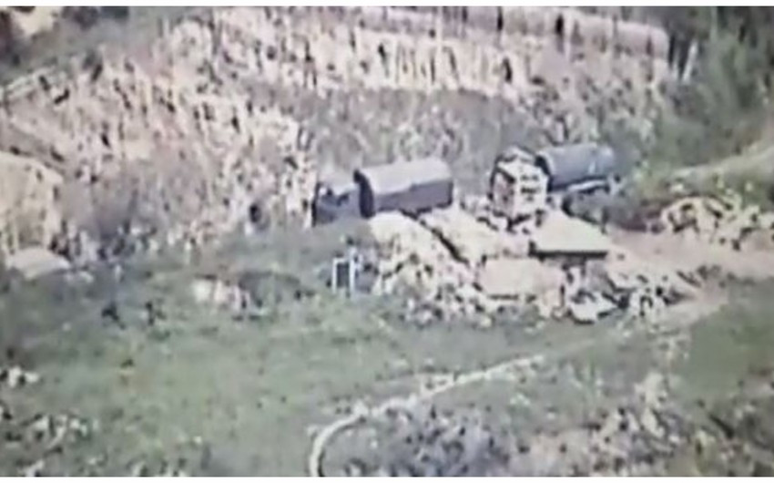 Russian peacekeepers escort Armenians' military cargoes