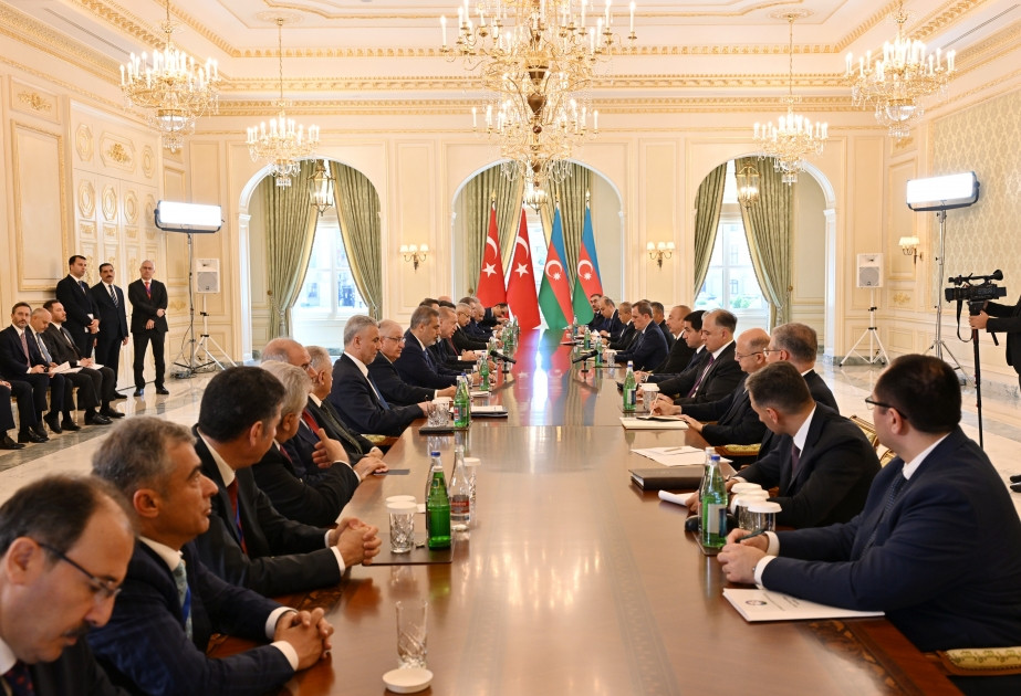 President of Azerbaijan Ilham Aliyev`s expanded meeting with President of Türkiye Recep Tayyip Erdogan started