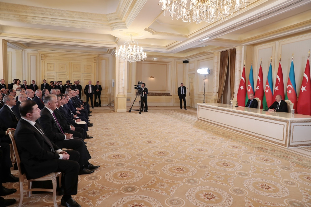 Azerbaijani and Turkish Presidents are making press statements