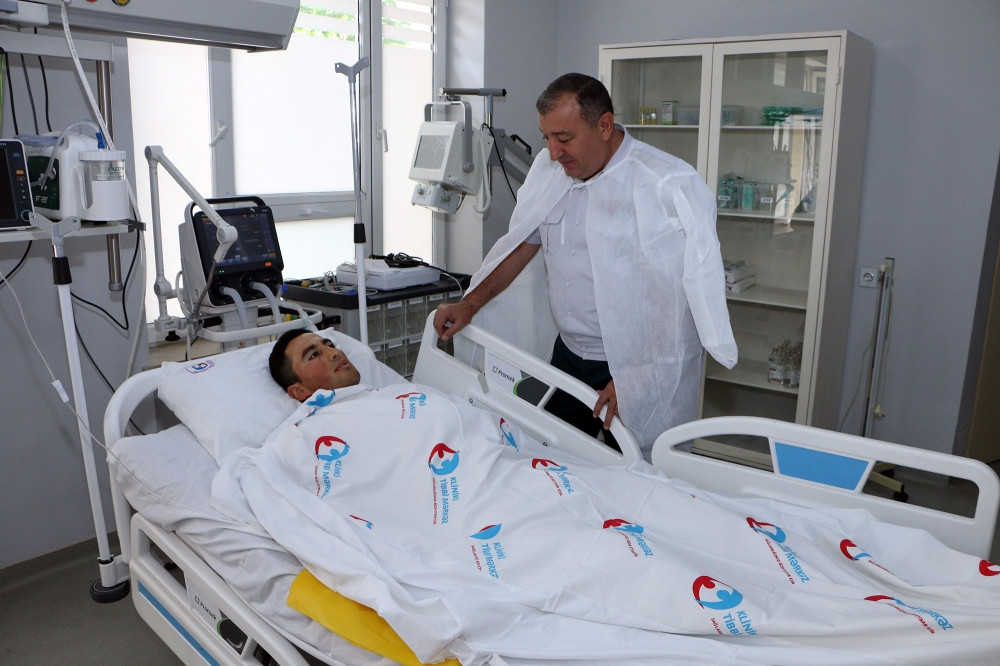 Ermənistanın təxribatı nəticəsində yaralanan hərbi qulluqçunun vəziyyəti stabildir