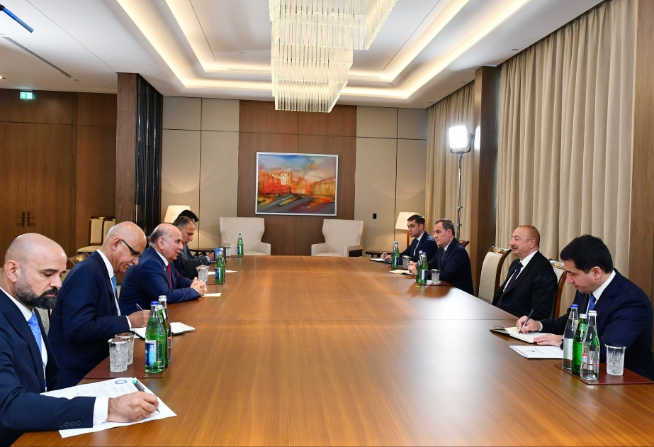 President Ilham Aliyev received Deputy Prime Minister of Iraq