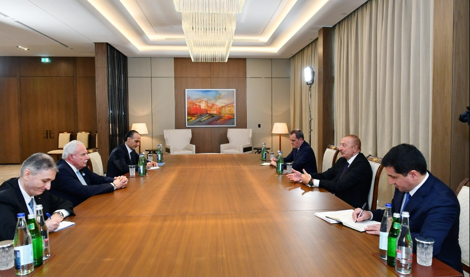 President Ilham Aliyev received Foreign Minister of Palestine