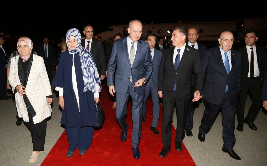 Председатель ВНС Турции Нуман Куртулмуш прибыл в Азербайджан