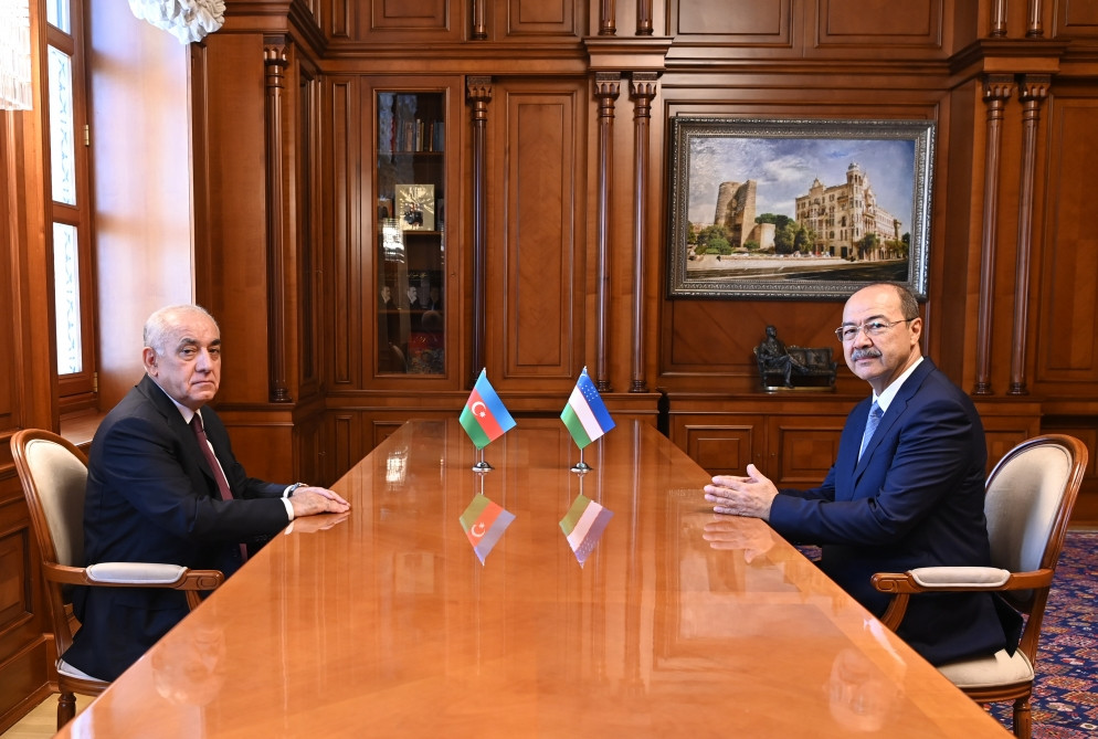 Azerbaijani, Uzbek PMs hold meeting