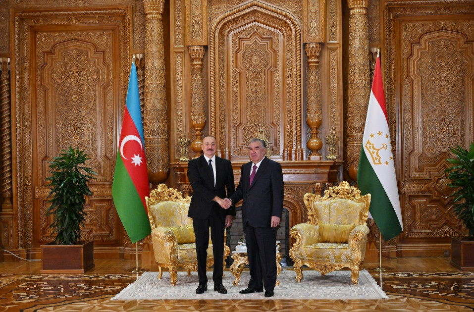 President of Azerbaijan Ilham Aliyev held one-on-one meeting with President of Tajikistan Emomali Rahmon in Dushanbe - <mark>VIDEO<mark>