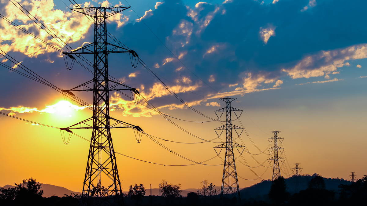 Azərbaycan Xankəndi şəhərini işıqlandırdı