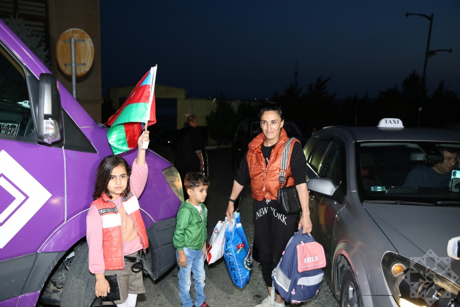 Növbəti 127 nəfər Ağalıya yola salınıb