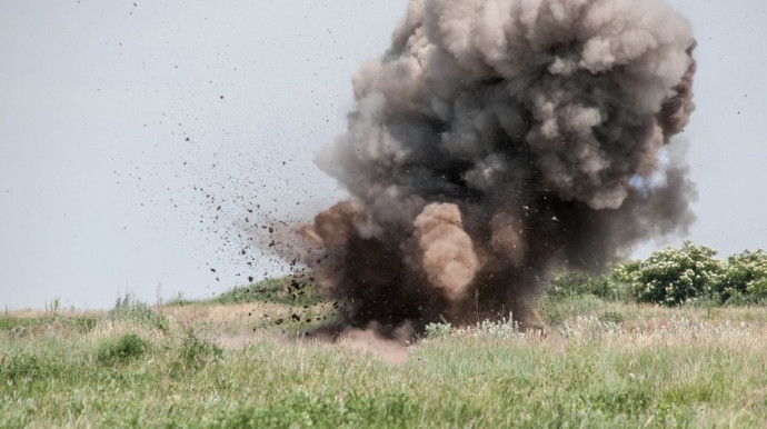 Civilian injured in mine explosion in Azerbaijan's Tartar