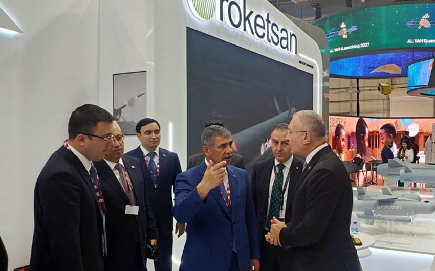 Azerbaijan Defense Ministry's leadership participates in Dubai Airshow 2023