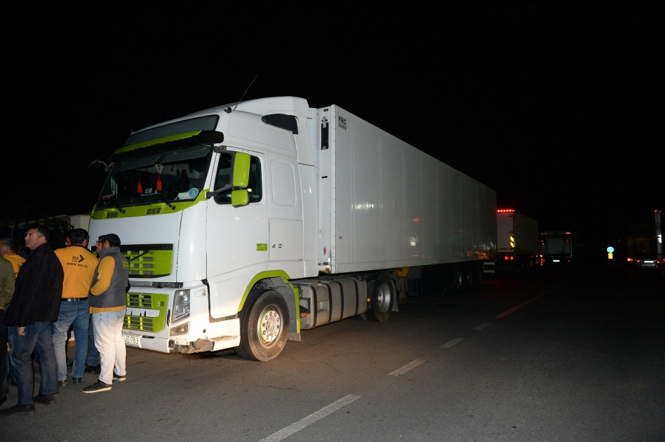 Another 106 IDPs leave for Fuzuli