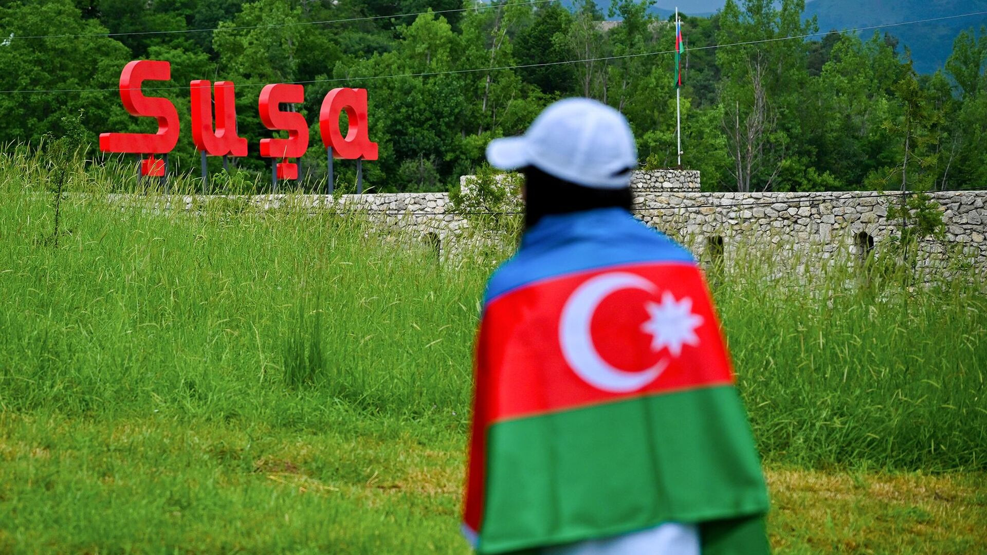 Şuşanın “İslam dünyasının mədəniyyət paytaxtı” elan edilməsi ilə bağlı tədbirlər planının hazırlanmasına görə tapşırıq verilib