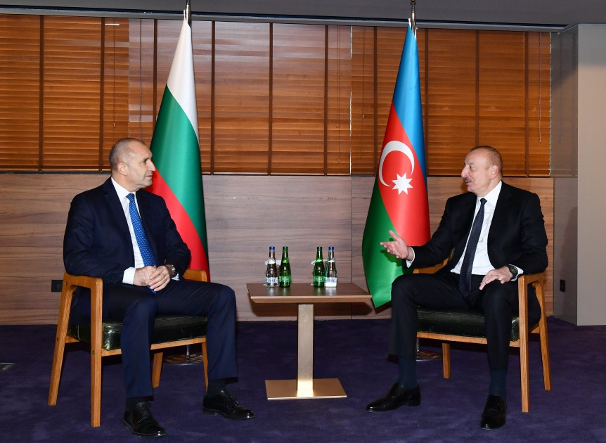 Состоялась встреча Президента Ильхама Алиева с Президентом Болгарии Руменом Радевым один на один