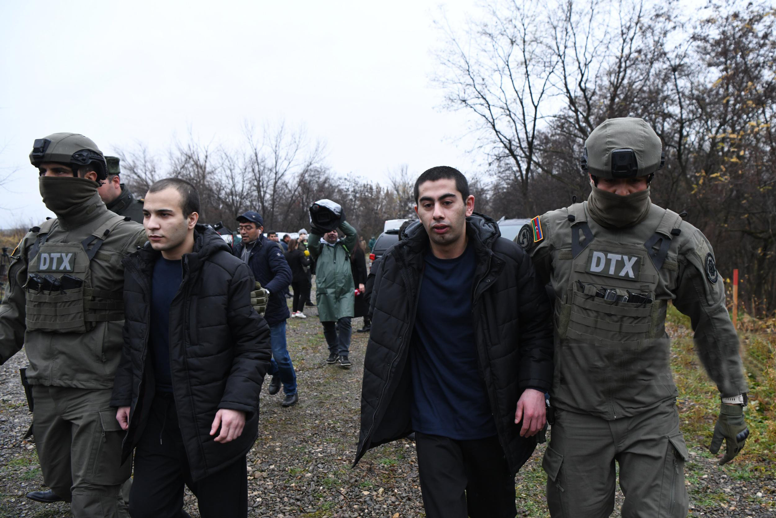 Azerbaijani servicemen Huseyn Akhundov and Agshin Babirov released from captivity