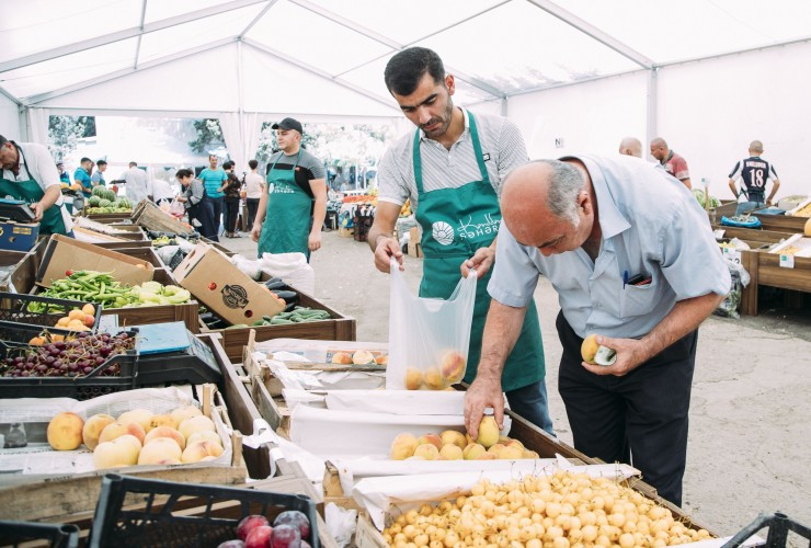 Bakıda “Kənddən Şəhərə” Yeni il yarmarkaları fəaliyyətə başlayıb