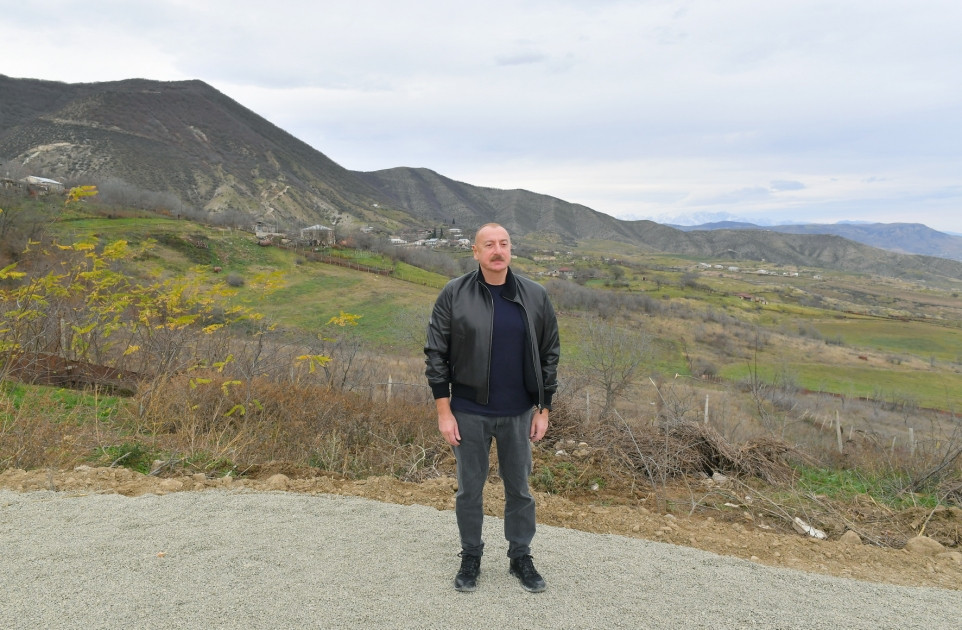 Президент Ильхам Алиев посетил села Нахчыванлы, Пирджамал, Ханабад и Пирляр Ходжалинского района