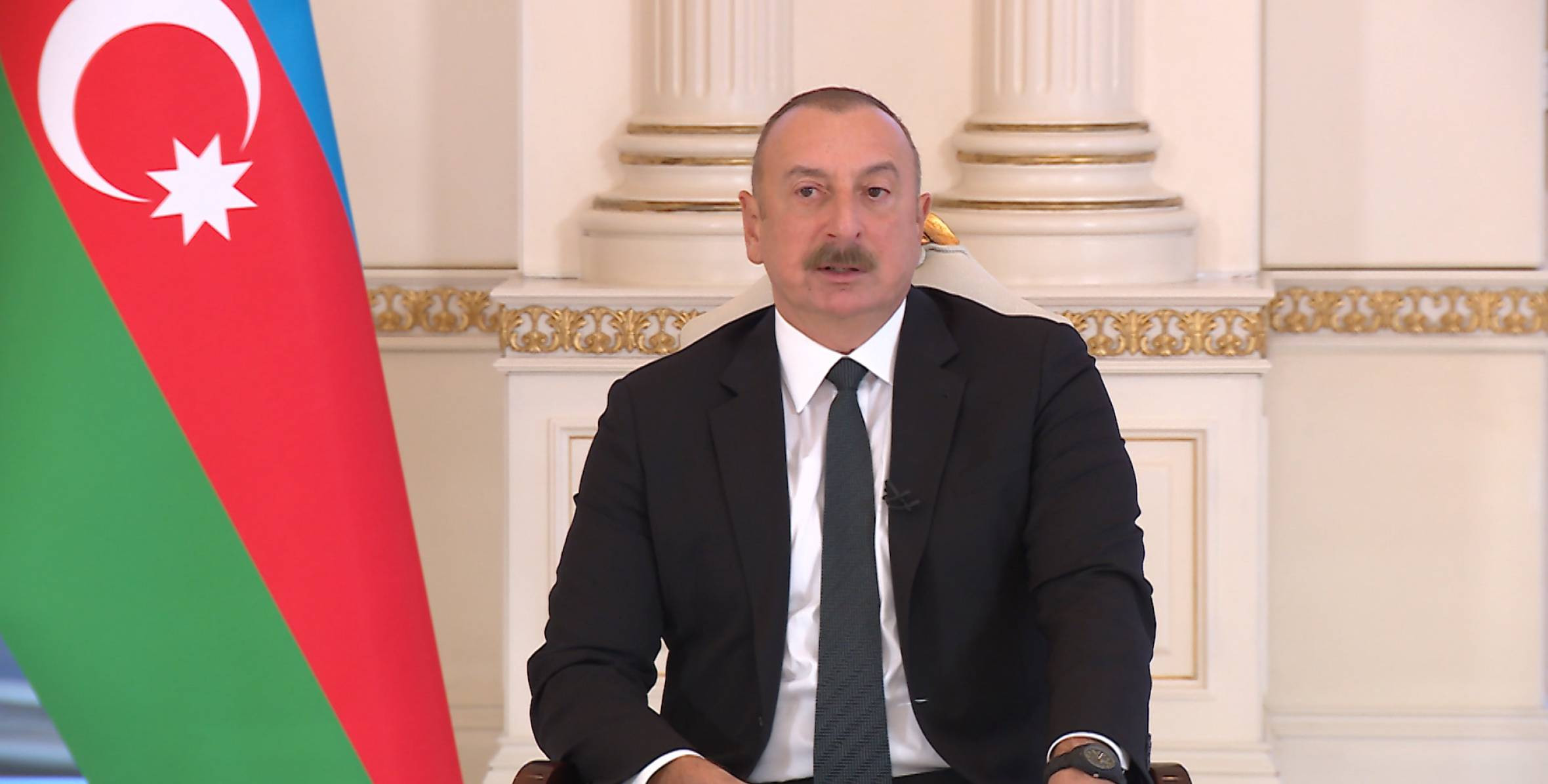 Azerbaijani President congratulates his Egyptian counterpart