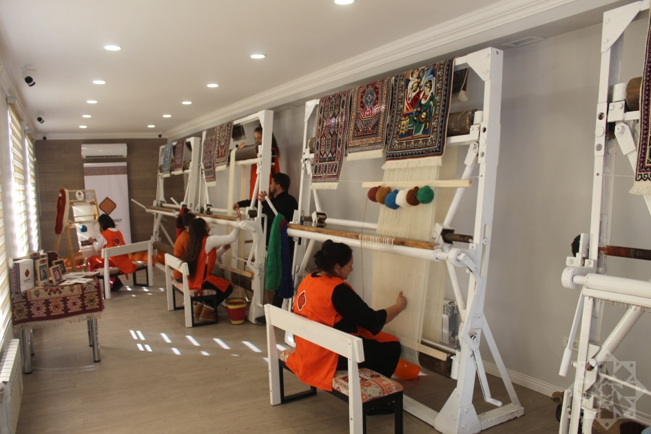 Laçında “İslimi” Xalçaçılıq mərkəzi fəaliyyətə başlayıb