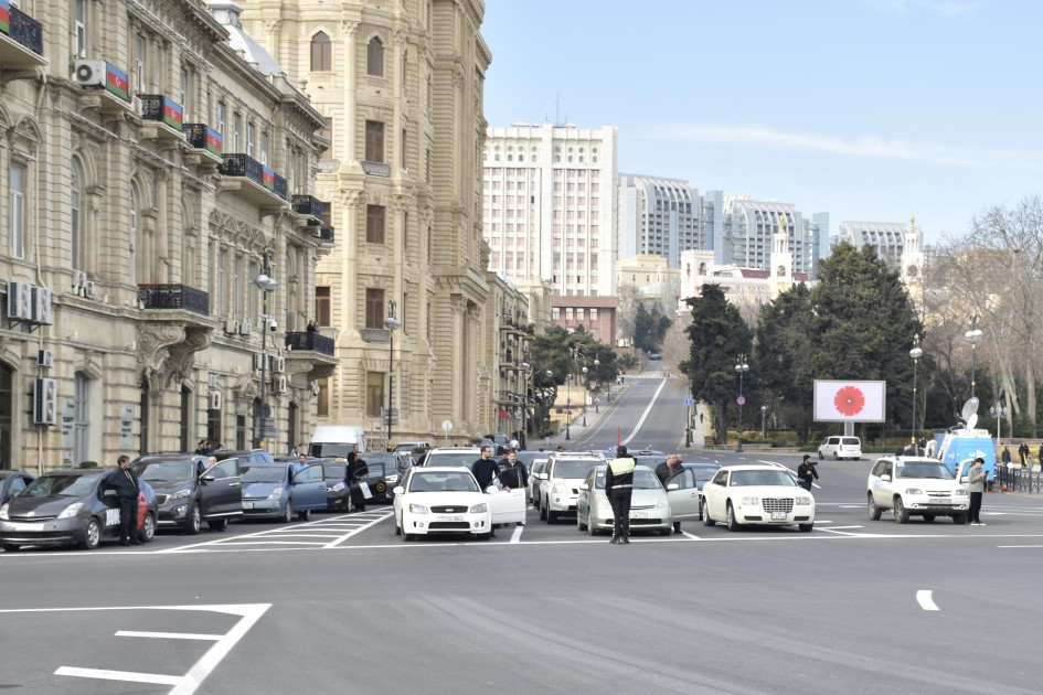 20 Yanvar şəhidlərinin xatirəsi bir dəqiqəlik sükutla yad edilib